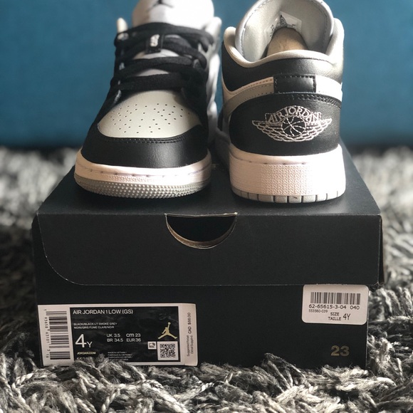 Jordan 1 Low Light Smoke Grey - Picture 4 of 4